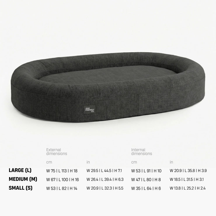 Bed size chart in centimetres and inches, width by length by height. Large: external 75 by 113 by 18, internal 53 by 91 by 10. Medium: external 67 by 100 by 16, internal 47 by 80 by 8. Small: external 53 by 82 by 14, internal 35 by 64 by 6.